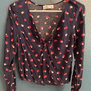 Hollister top
